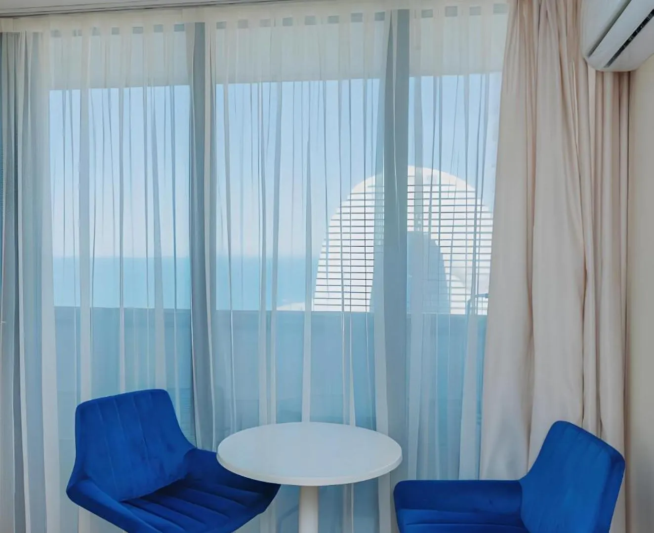 Panorama Orbi City Sea View 0*, Batumi Georgia